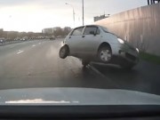 ویدئو : خوش‌شانس‌ترین آدم‌ها در تصادفات! (مطلب)