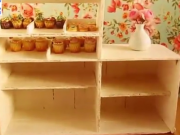 ویدئو :  ساخت قفسه مینیاتوری شیرینی با چوب بستنی (مطلب)