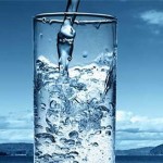 آیا نوشیدن زیاد آب معده و کبد را ضعیف میکند؟ (مطلب)