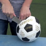 ویدئو :  داخل توپ فوتبال جام جهانی 2018 روسیه چه خبر است؟ (مطلب)