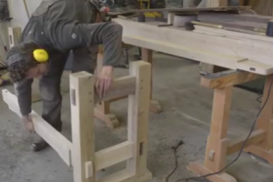 ویدئو :  ساخت میز کار نجاری (مطلب)