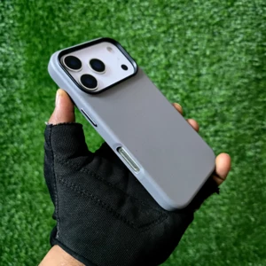 فروش قاب چرمی گوشی آیفون 17 پرومکس کی‌زد‌دو