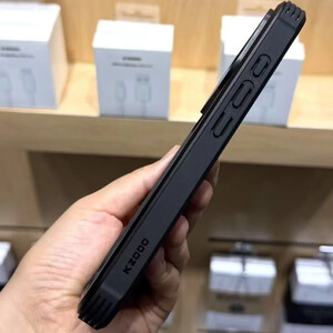 قاب شفاف گوشی آیفون 17 پرو کی‌ زد‌ دو