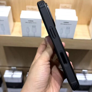 فروش قاب شفاف گوشی آیفون 17 پرو کی‌ زد‌ دو