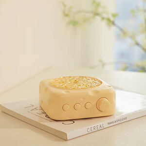 بهترین اسپیکر و چراغ خواب با طرح پنیر