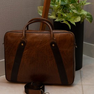 کیف اداری مردانه برند چرمین مدل میباخ
