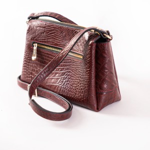 کیف دوشی زنانه چرمین مدل کاترینا