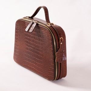 کیف دوشی زنانه چرمین مدل الیزا