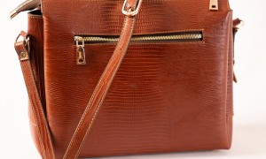 کیف دوشی زنانه چرمین مدل کامیلا