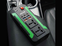 اینورتر و شارژر فندکی فست شارژ ماشین دو سوکت 300 وات گرین