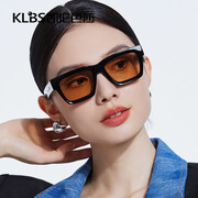 عینک آفتابی زنانه کارن بازار (Karen Bazaar) UV400 پلاریزه مدل LY2251