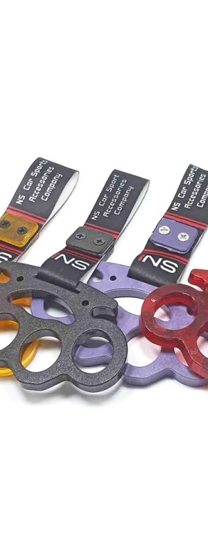 آویز دستگیره خودرو طرح پنجه بوکس