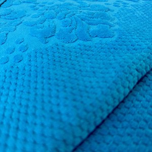 حوله حمامی ابریشم فاضل مدل گلریز سایز 100x160 سانتی متر
