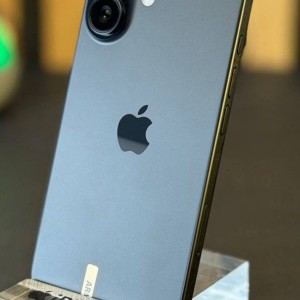 گوشی کارکرده ایفون 16 نرمال مشکی 128 دو سیم کارت CH