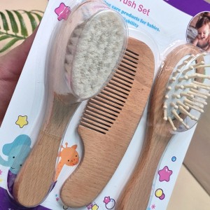 ست شانه و برس 3 عددی چوبی نوزادی only baby