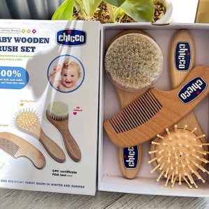 ست شانه و برس سه تکه چوبی نوزادی chicco