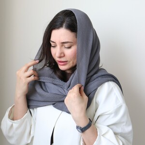 شال تیغ ماهی مدل مارانتا