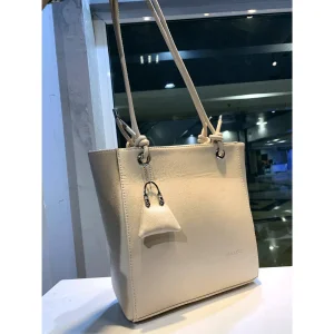 کیف زنانه منگو مدل چارم‌دار کد 2212