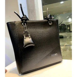 کیف زنانه منگو مدل چارم‌دار کد 2212