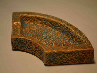 زیرسیگاری نیم دایره