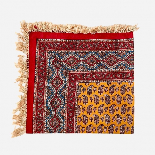 رومیزی قلمکار کلاسیک خردلی