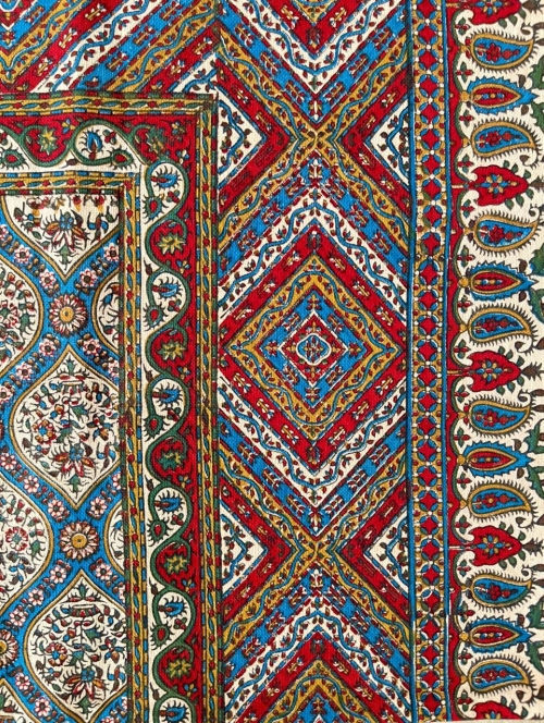 رومیزی قلمکار کلاسیک طرح شیخ لطف‌الله