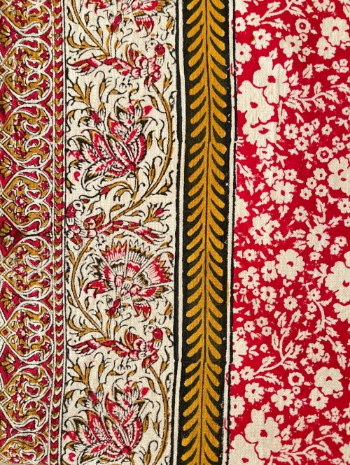 رومیزی قلمکار طرح شکوفه