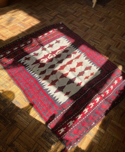 سفره بختیاری قرمز سفید