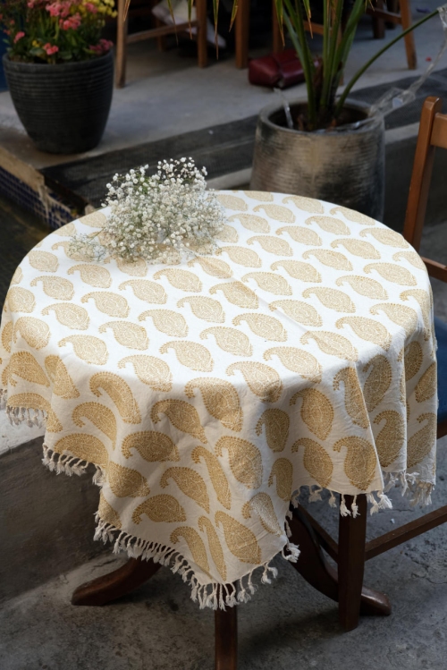 رومیزی قلمکار طرح بته درشت