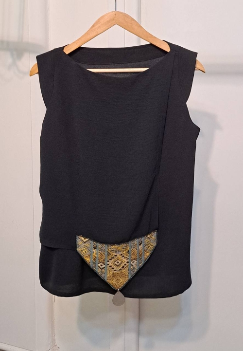 تاپ بلوچی‌دوزی گلبهی