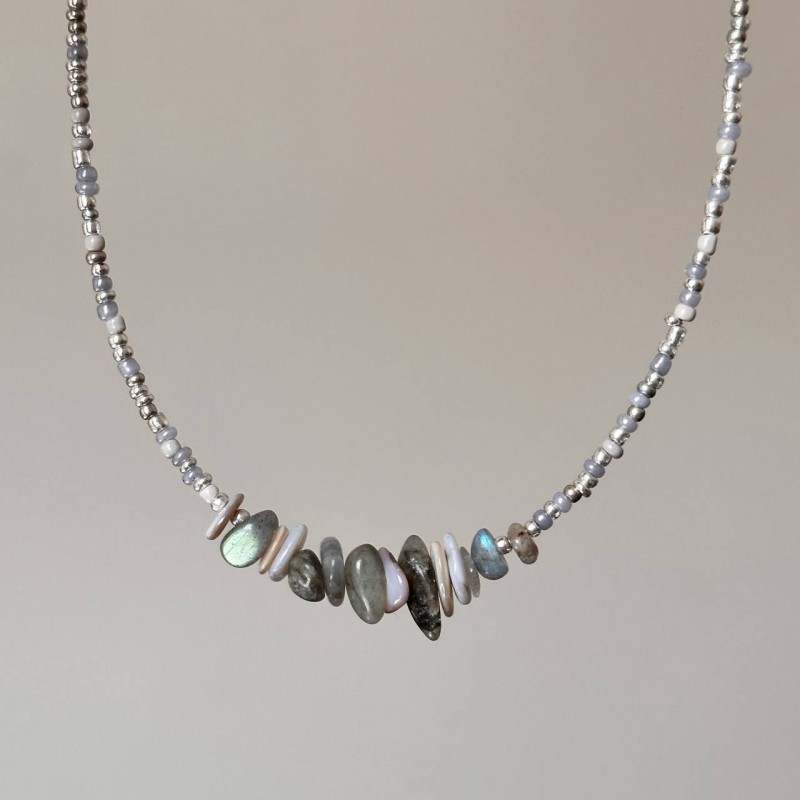 گردنبند سنگ لابرادوریت و صدف طبیعی کد 99