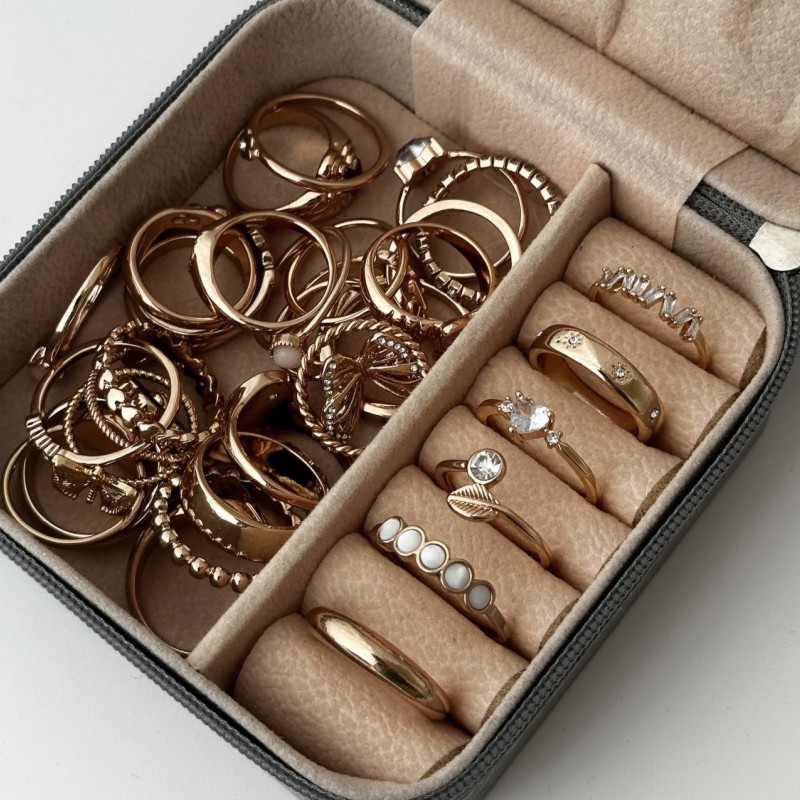 ست انگشتر طلایی و کریستال