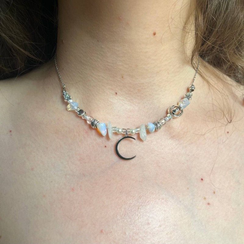 گردنبند سنگ طبیعی و ماه استیل