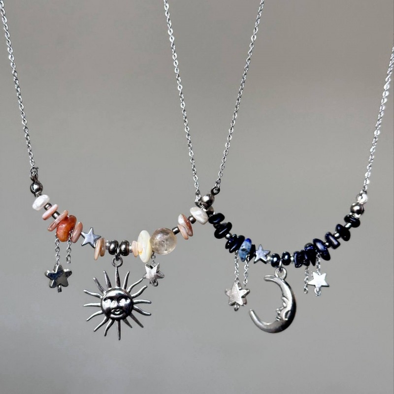 گردنبند ست ماه و خورشید