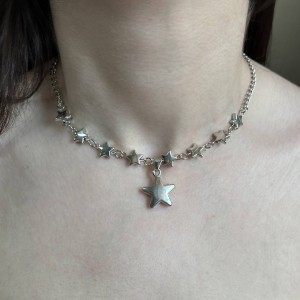 گردنبند ستاره