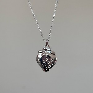 لاکت توتفرنگی