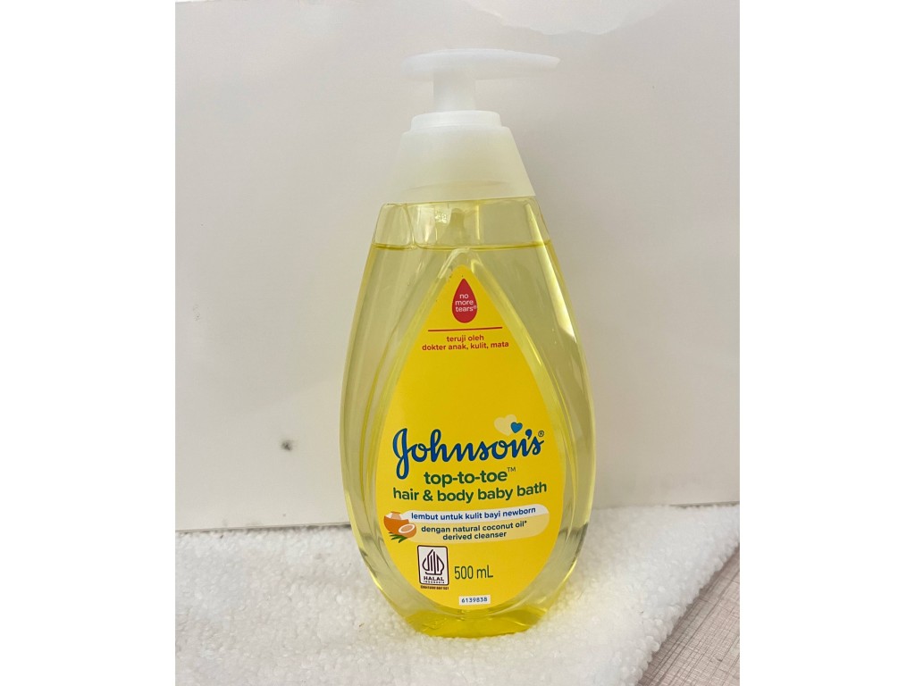 شامپو سر و بدن پمپی 500 میل جانسون johnsons