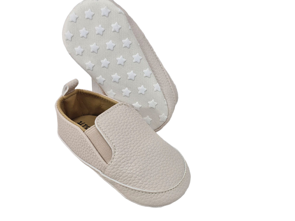 پاپوش استپ دار نوزادی طرح ونس  رنگ کرم