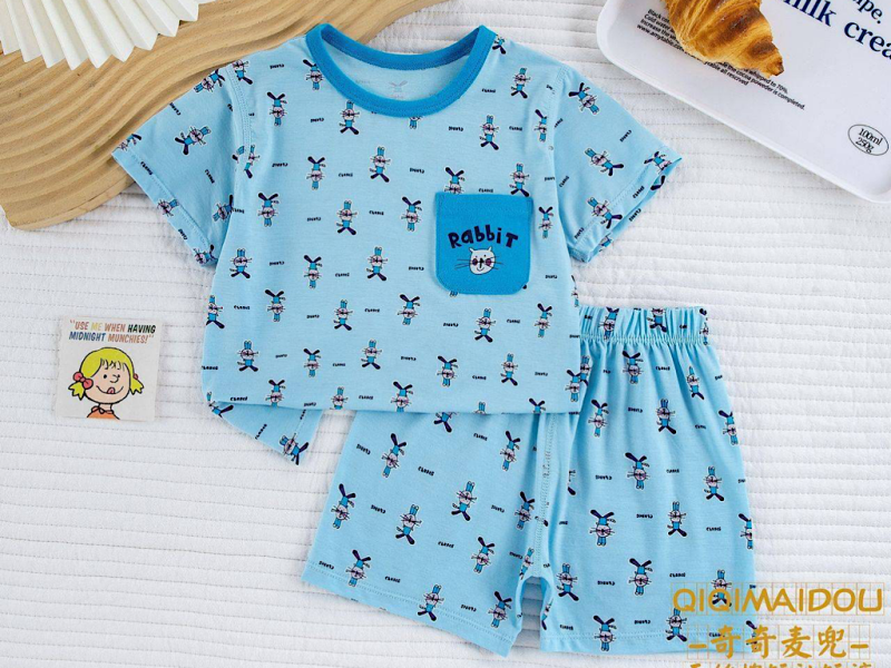 تیشرت و شلوارک راحتی آبی رنگ طرح rabbit