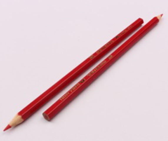 مداد قرمز Faber castell