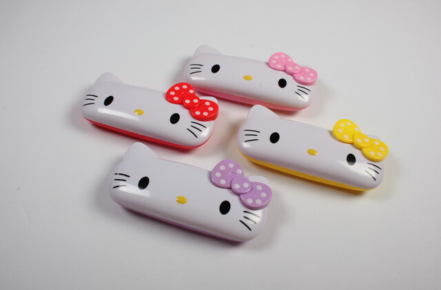 جامدادی hello kitty