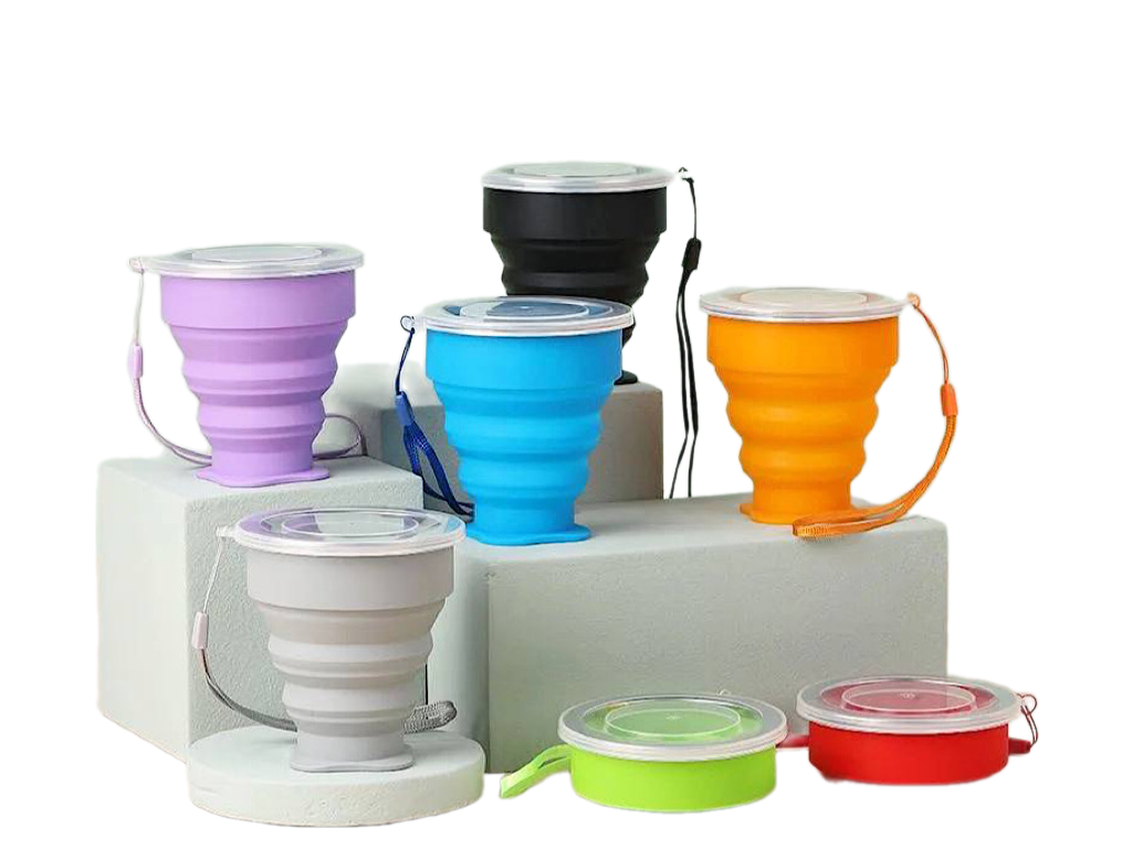 لیوان تاشو سیلیکونی دارای درب و بند آویز