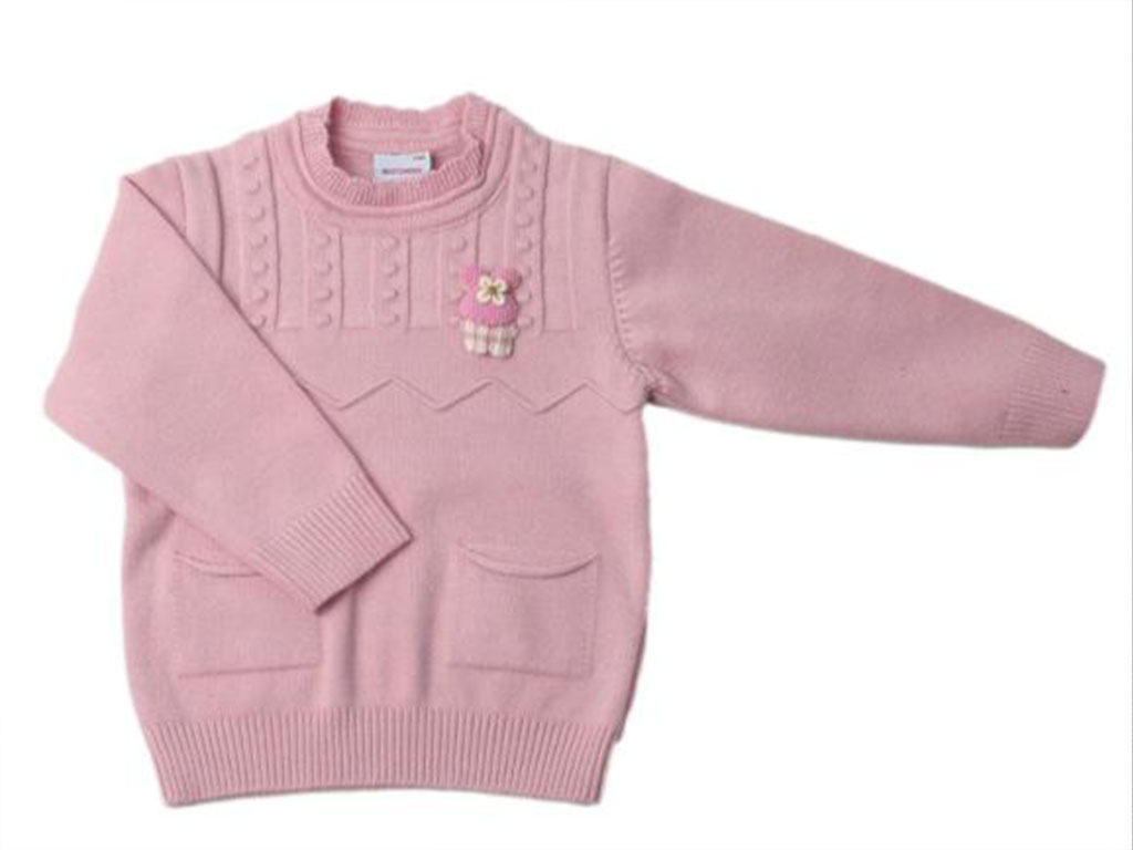 بلوز بافت دخترانه نوزادی رنگ صورتی روشن طرح برجسته با گلسینه خرگوش