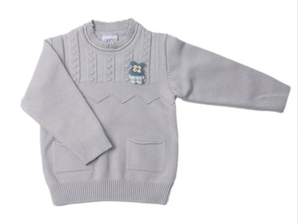 بلوز بافت دخترانه نوزادی رنگ طوسی روشن طرح برجسته با گلسینه خرگوش