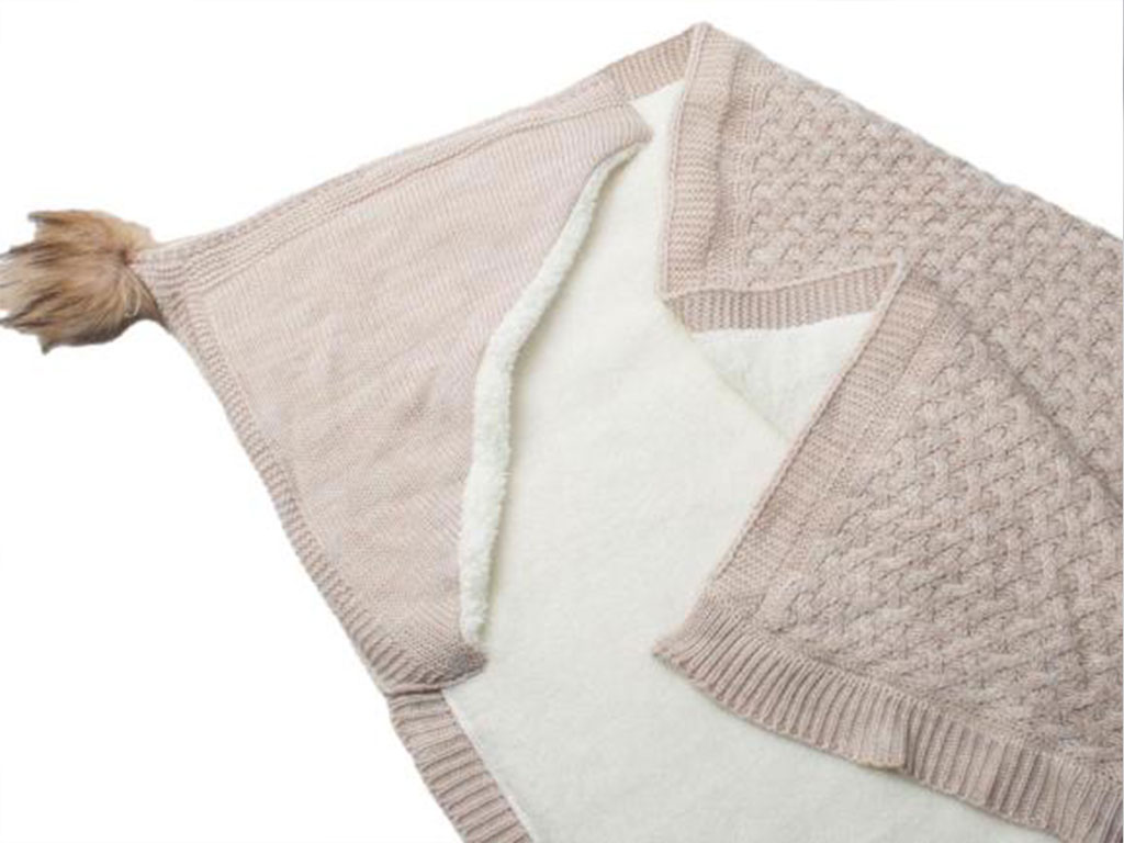 پتو بافت تو کرکی کلاه دار نوزادی آلدینا Aldiana