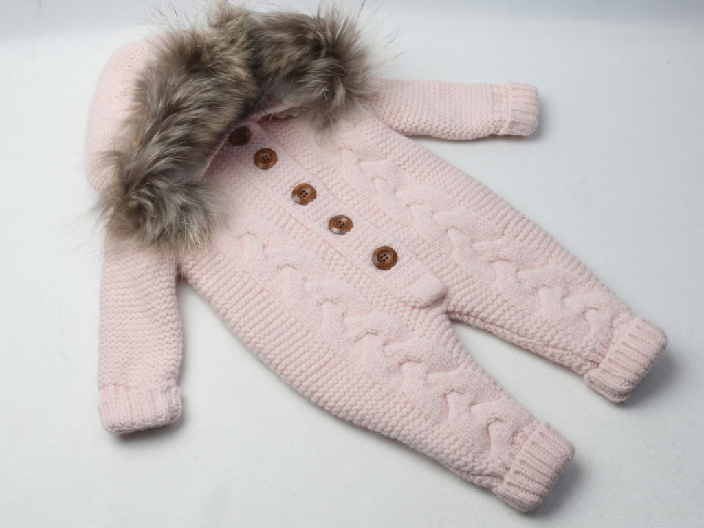 سرهمی بافت توکرکی نوزادی دخترانه کلاه خزدار رنگ صورتی بیبی میو BABY MIO