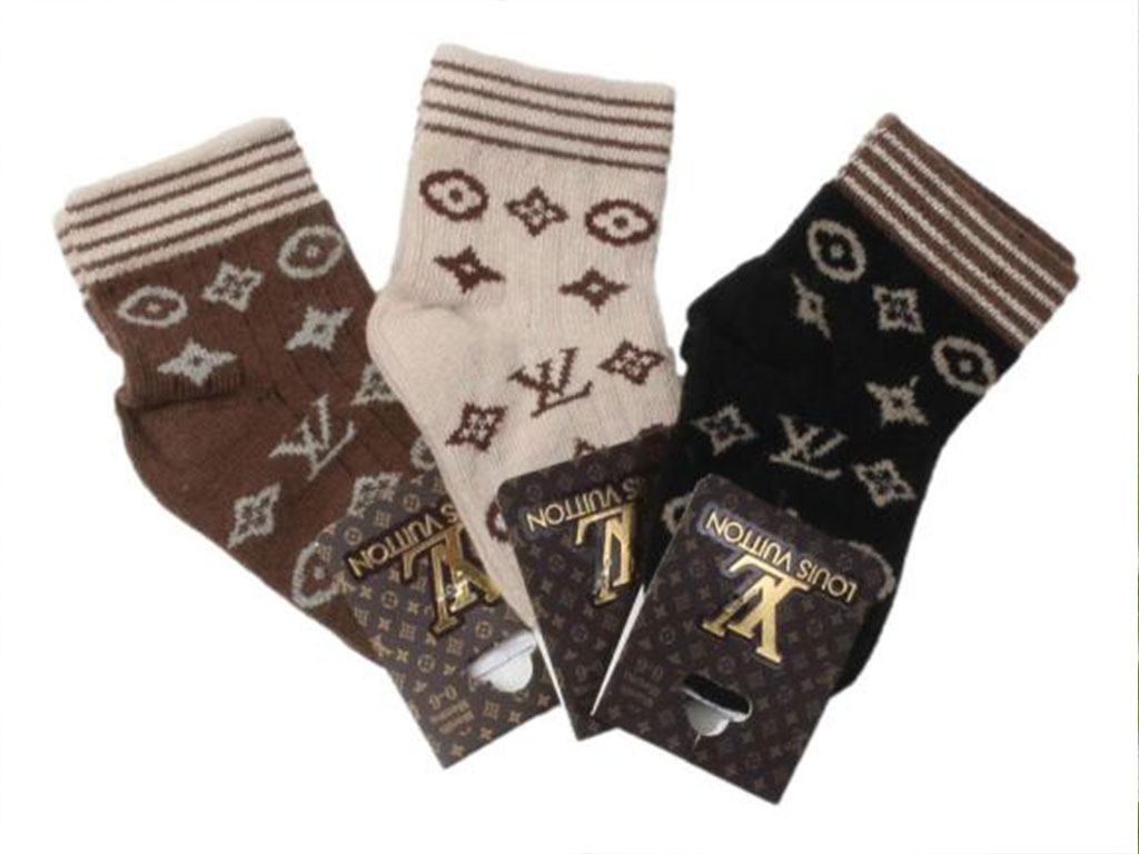جوراب ساق بلند پسرانه عطری 18-12 ماه طرح Louis vuiton