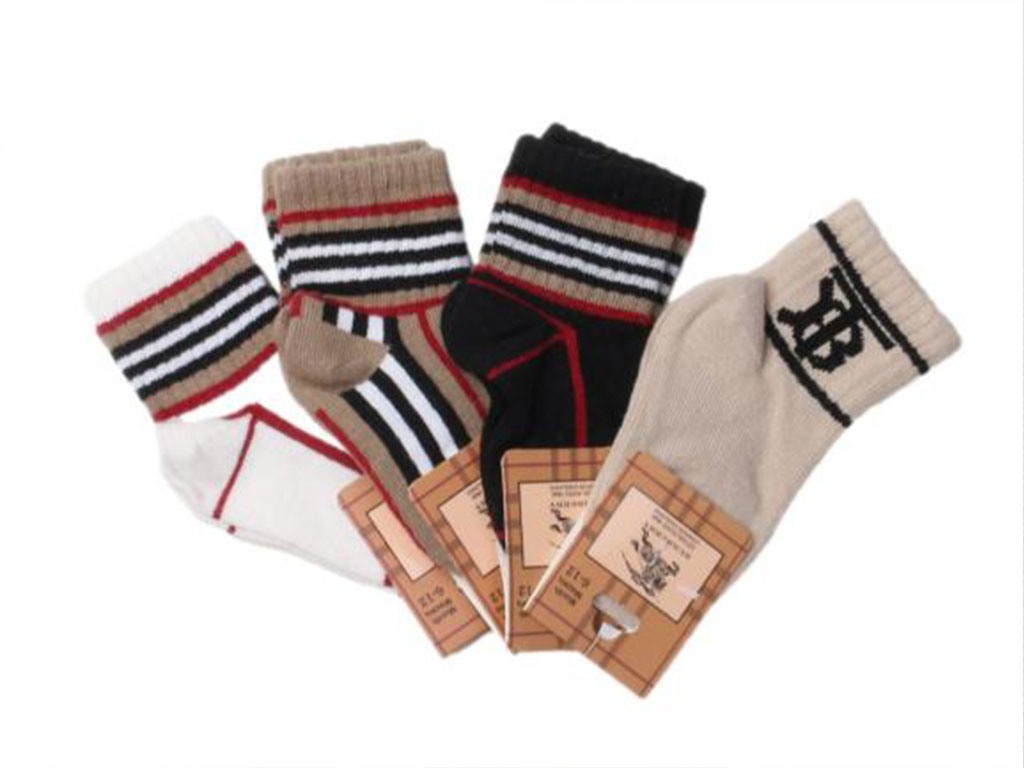 جوراب ساق بلند پسرانه عطری 12-6 ماه burberry