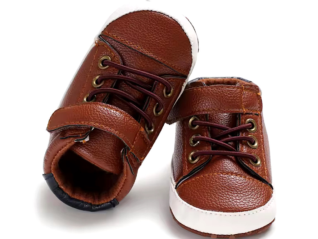 پاپوش استپ دار نوزادی چرم مصنوعی رنگ شکلاتی