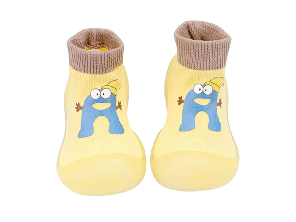 جوراب پاپوشی با کفی سیلیکونی رنگ زرد طرح حروف انگلیسی